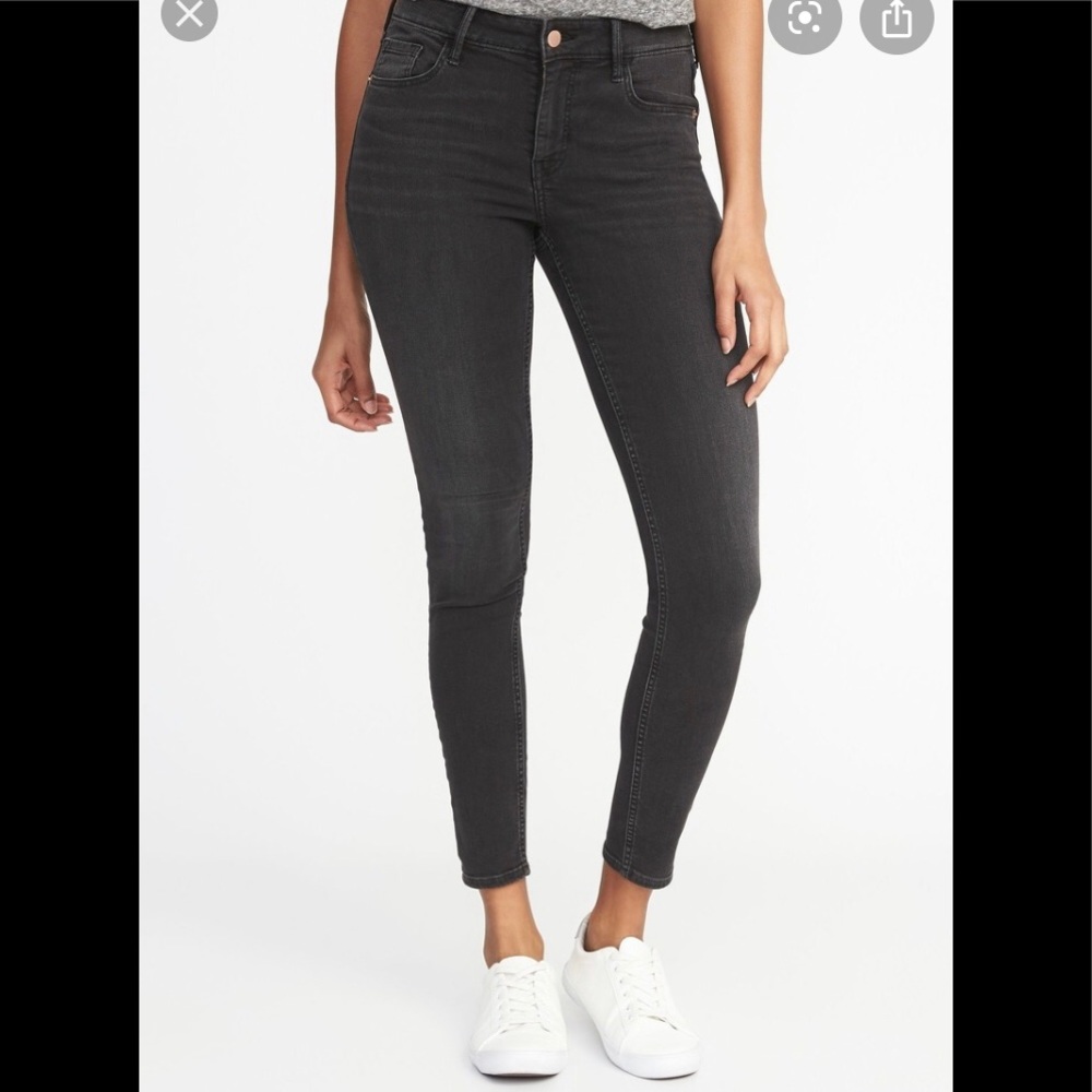 Old navy rockstar jeans